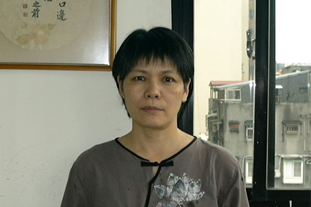 台北 黄桂香   那一年过年,我的儿子和三位同学凑成一辆车,到南部去